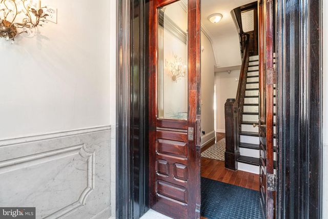 1620 MOUNT VERNON ST, Philadelphia, PA 19130