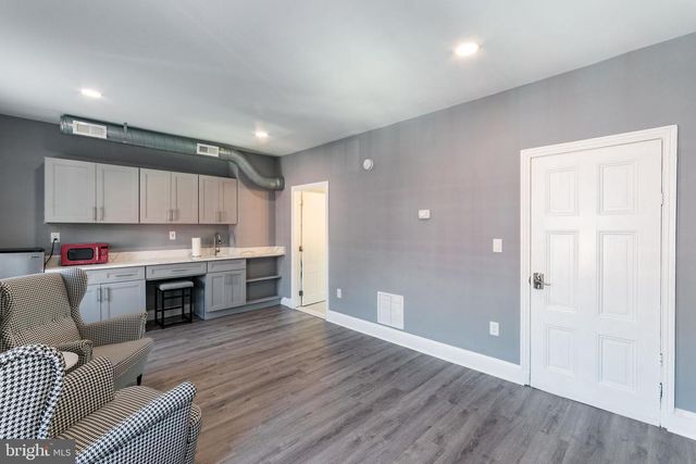 1620 MOUNT VERNON ST, Philadelphia, PA 19130