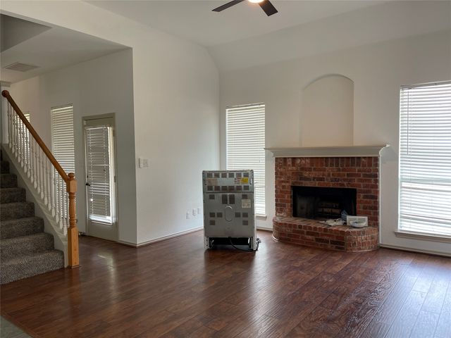 6030 Bentwood Drive, Midlothian, TX 76065