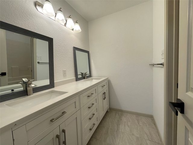 6030 Bentwood Drive, Midlothian, TX 76065