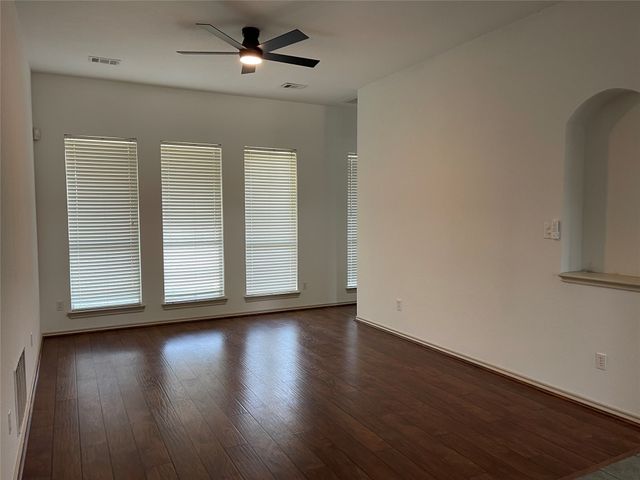 6030 Bentwood Drive, Midlothian, TX 76065