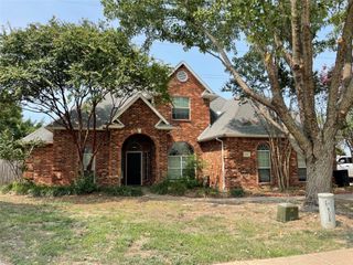 6030 Bentwood Drive, Midlothian, TX 76065
