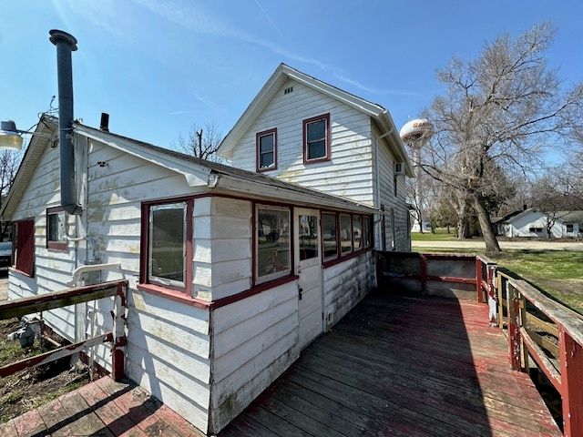 102 N Jackson Street, Gardner, IL 60424