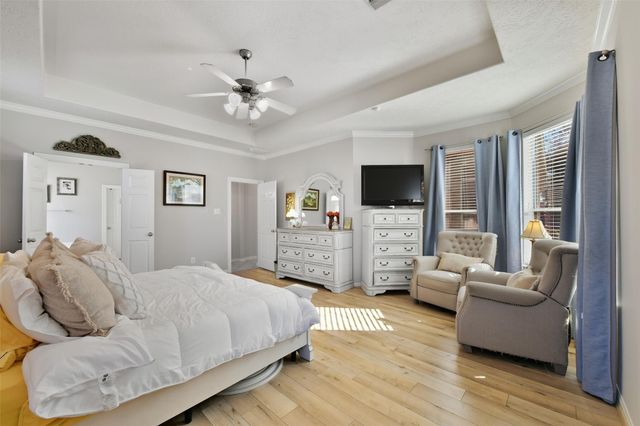 4616 Chaperel Drive, Pearland, TX 77584