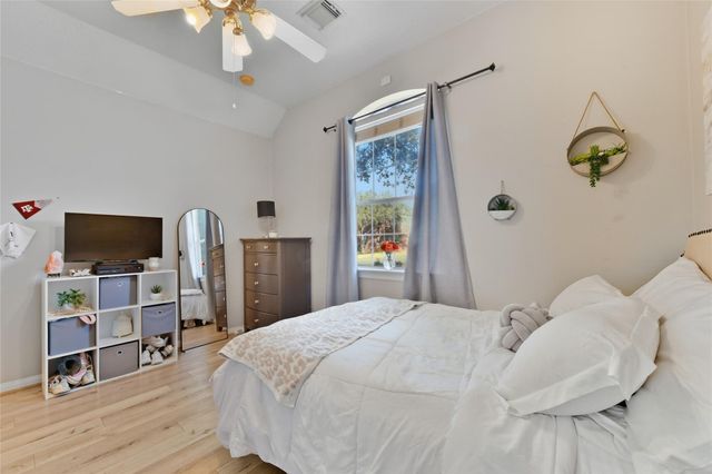 4616 Chaperel Drive, Pearland, TX 77584