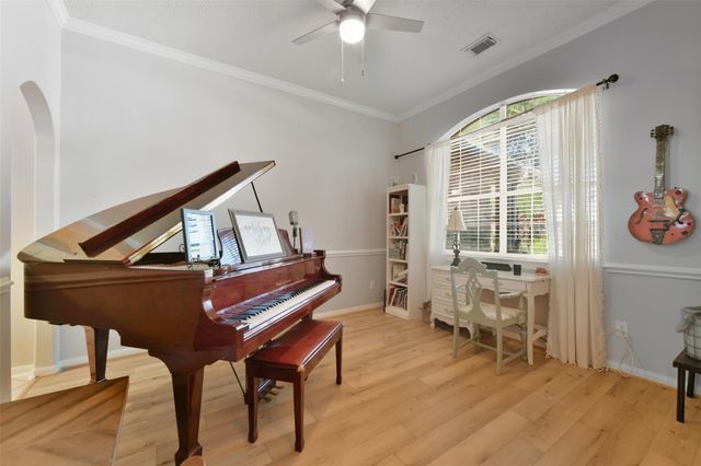 4616 Chaperel Drive, Pearland, TX 77584