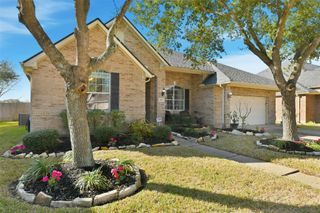 4616 Chaperel Drive, Pearland, TX 77584