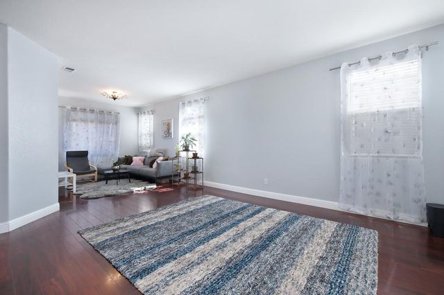 1136 Kensington Ln, Lincoln, CA 95648