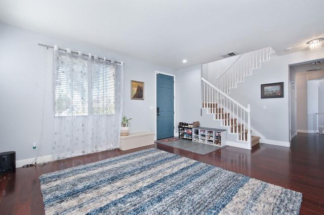 1136 Kensington Ln, Lincoln, CA 95648