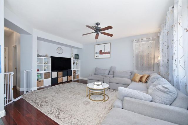 1136 Kensington Ln, Lincoln, CA 95648