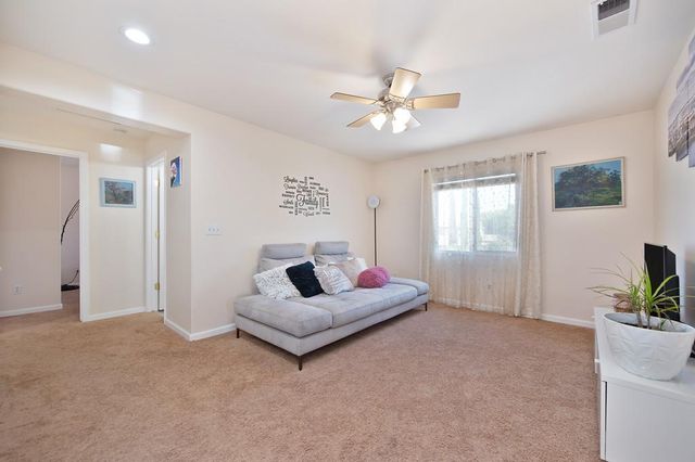 1136 Kensington Ln, Lincoln, CA 95648