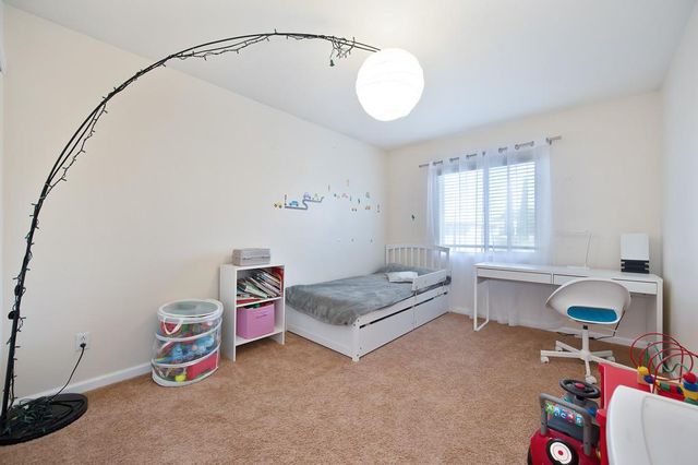 1136 Kensington Ln, Lincoln, CA 95648