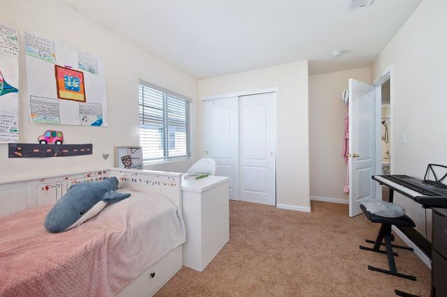 1136 Kensington Ln, Lincoln, CA 95648