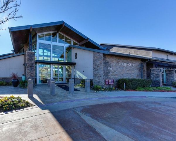 1136 Kensington Ln, Lincoln, CA 95648