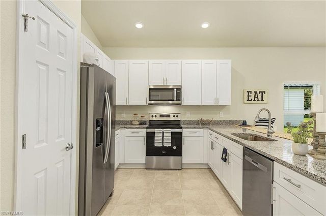 1401 SW 1ST ST, Cape Coral, FL 33993