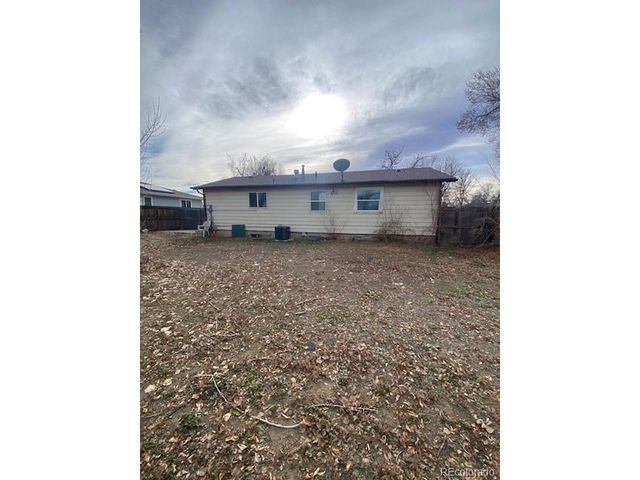 13201 Randolph Pl, Denver, CO 80239