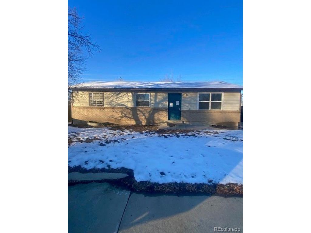 13201 Randolph Pl, Denver, CO 80239