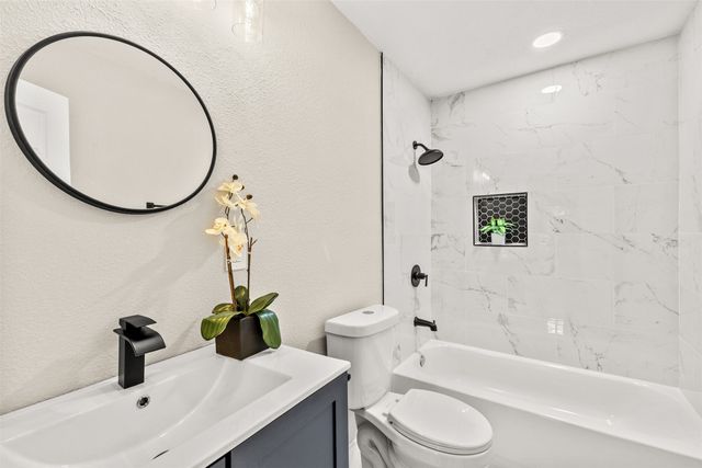 2816 Larry Drive, Garland, TX 75041