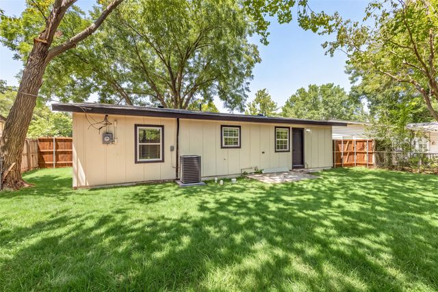 2816 Larry Drive, Garland, TX 75041