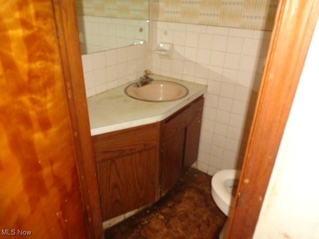 15493 Valleyview Road, Doylestown, OH 44230