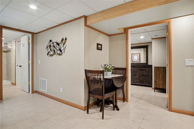 41 Authors Avenue, Henrietta, NY 14467