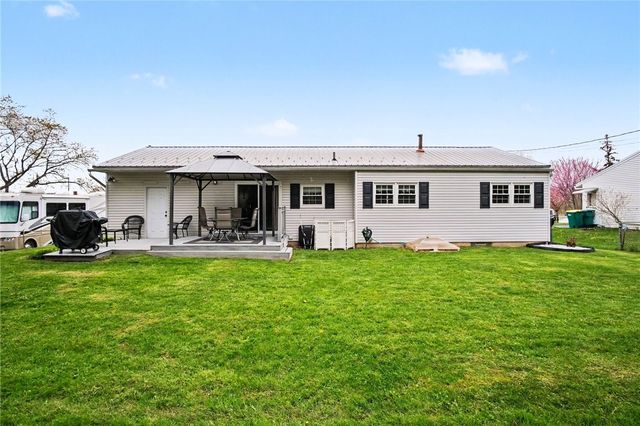 41 Authors Avenue, Henrietta, NY 14467