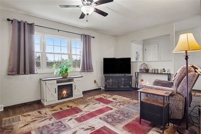 41 Authors Avenue, Henrietta, NY 14467