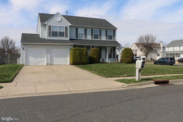 30 SAYRE DR, Sicklerville, NJ 08081