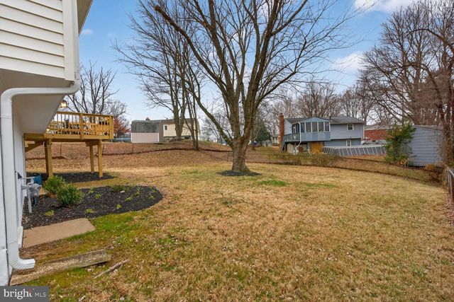 13418 HILLENDALE DR, Woodbridge, VA 22193