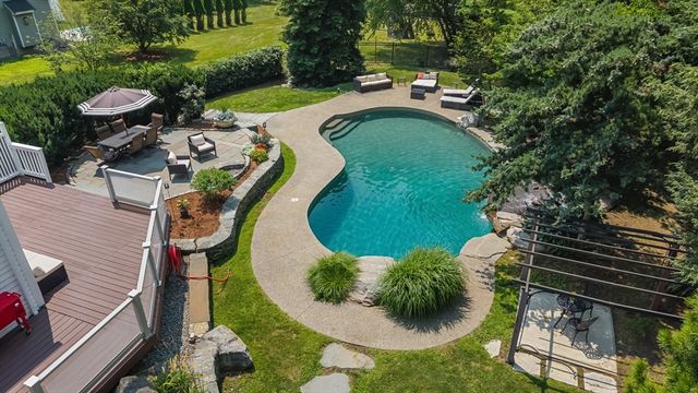 206 South St, Northborough, MA 01532
