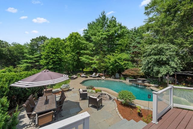 206 South St, Northborough, MA 01532