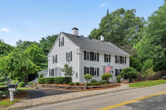 206 South St, Northborough, MA 01532