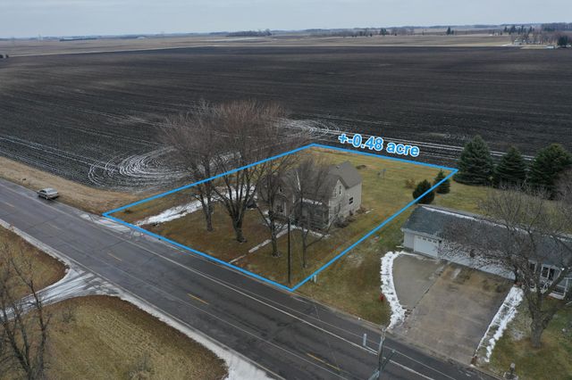 807 County Road 6, Renville, MN 56284