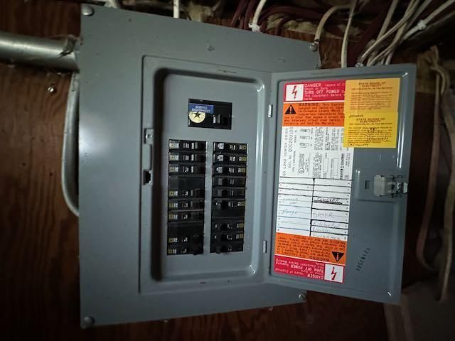 807 County Road 6, Renville, MN 56284