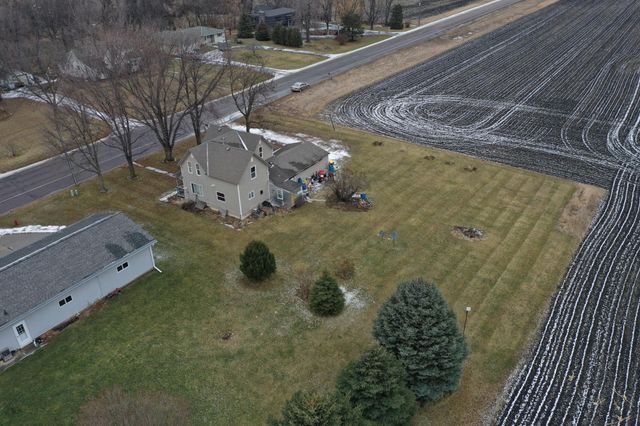 807 County Road 6, Renville, MN 56284