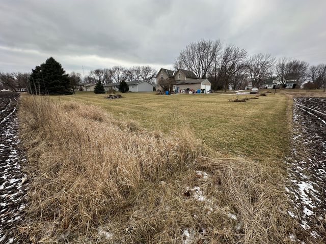 807 County Road 6, Renville, MN 56284