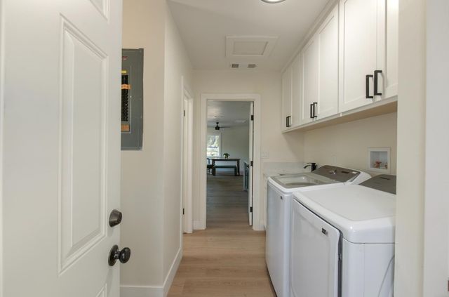 609 E Hampton, Fresno, CA 93704