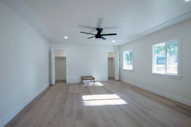 609 E Hampton, Fresno, CA 93704
