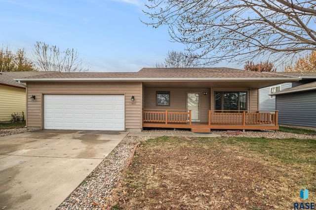 107 S Hampton Ave Avenue, Sioux Falls, SD 57110
