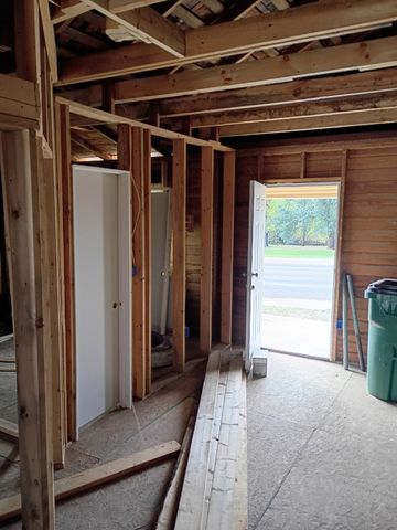 1310 Hanna Valley, Goldthwaite, TX 76844