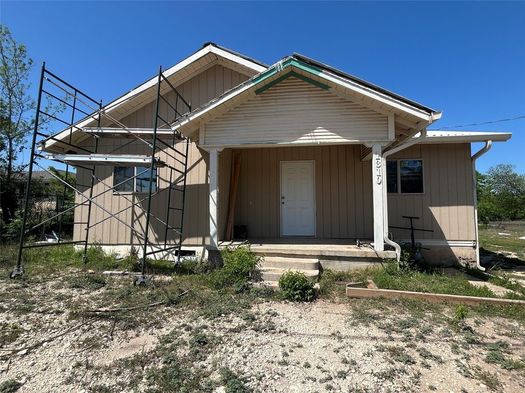 1310 Hanna Valley, Goldthwaite, TX 76844