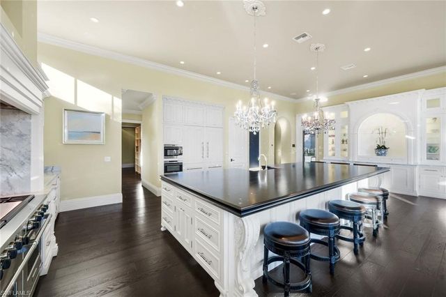 16740 Prato WAY, Naples, FL 34110