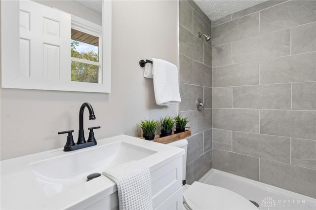 807 Linkhart Road, Adams Twp, OH 45177