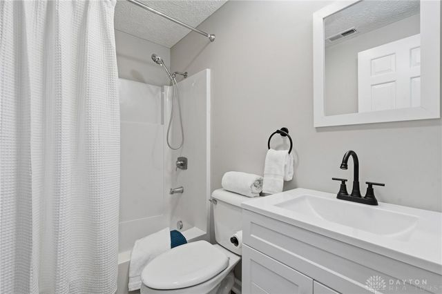 807 Linkhart Road, Adams Twp, OH 45177