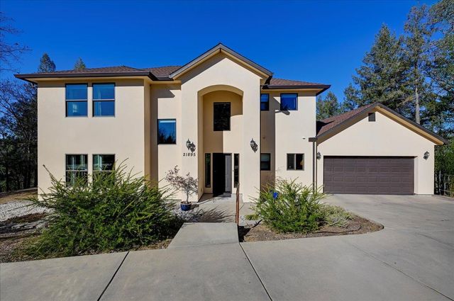 21895 One Fine Pl, Colfax, CA 95713