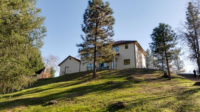 21895 One Fine Pl, Colfax, CA 95713