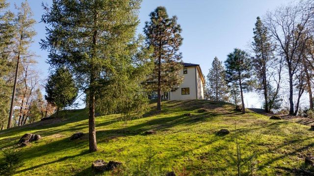 21895 One Fine Pl, Colfax, CA 95713