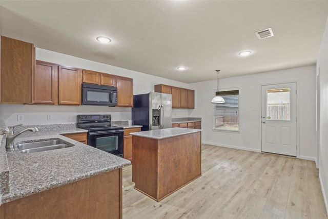 9237 Los Cabos Trail, Fort Worth, TX 76177