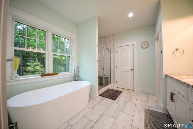 5 Bridge Road, Monroe, CT 06468