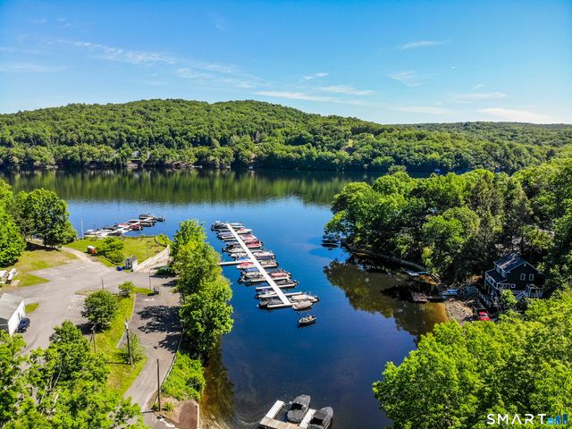 5 Bridge Road, Monroe, CT 06468